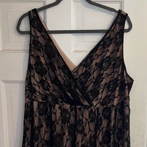 Glamour black lace dress